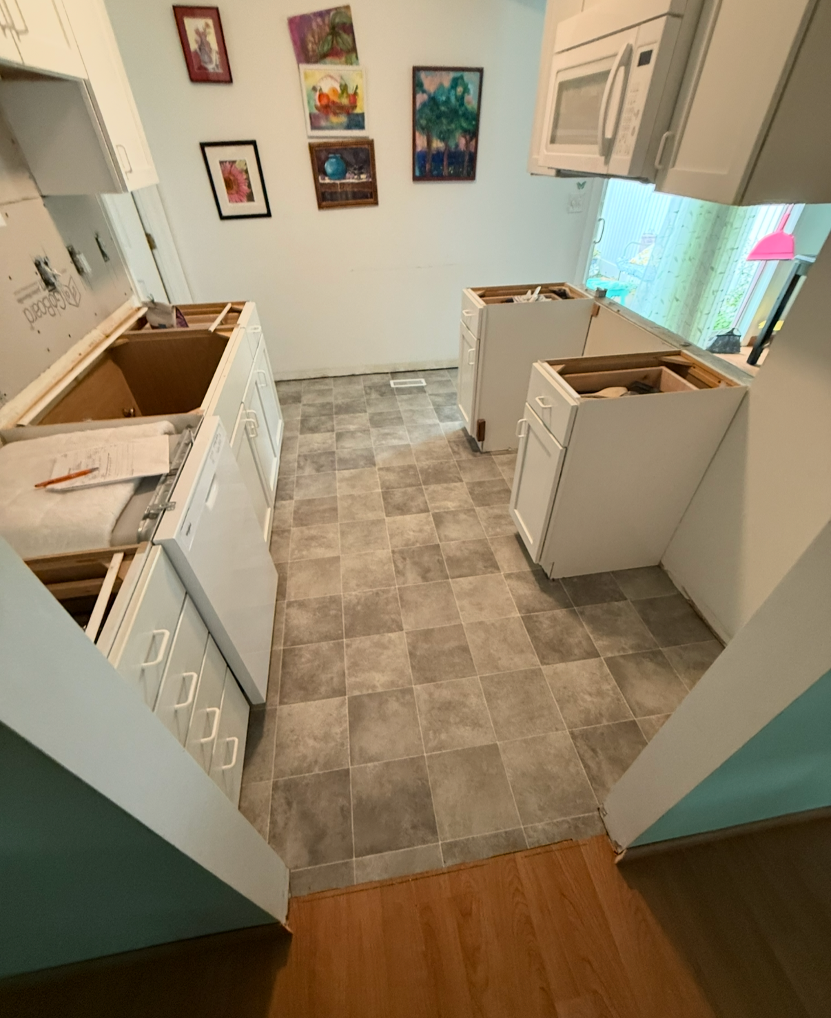 Kitchen with LVT flooring